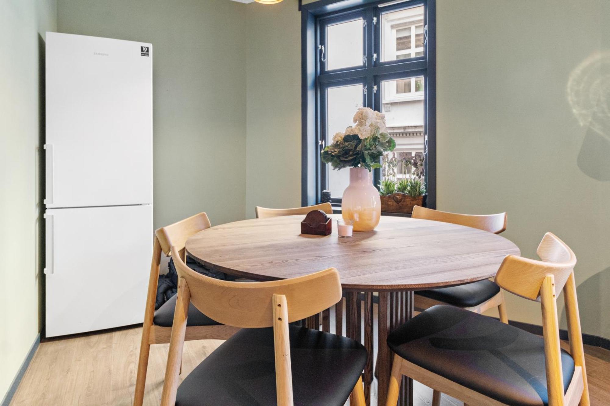 Elegant Urban Apartment Bergen Esterno foto